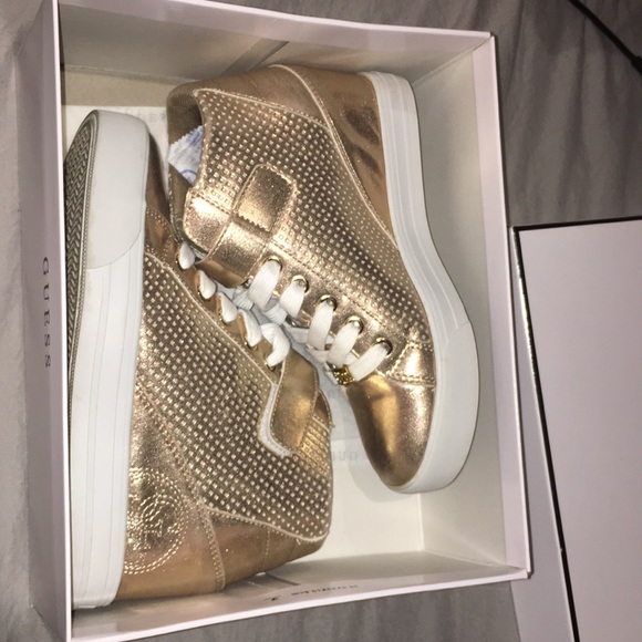GUESS Gold Heel Sneaker - Picture 3 of 4